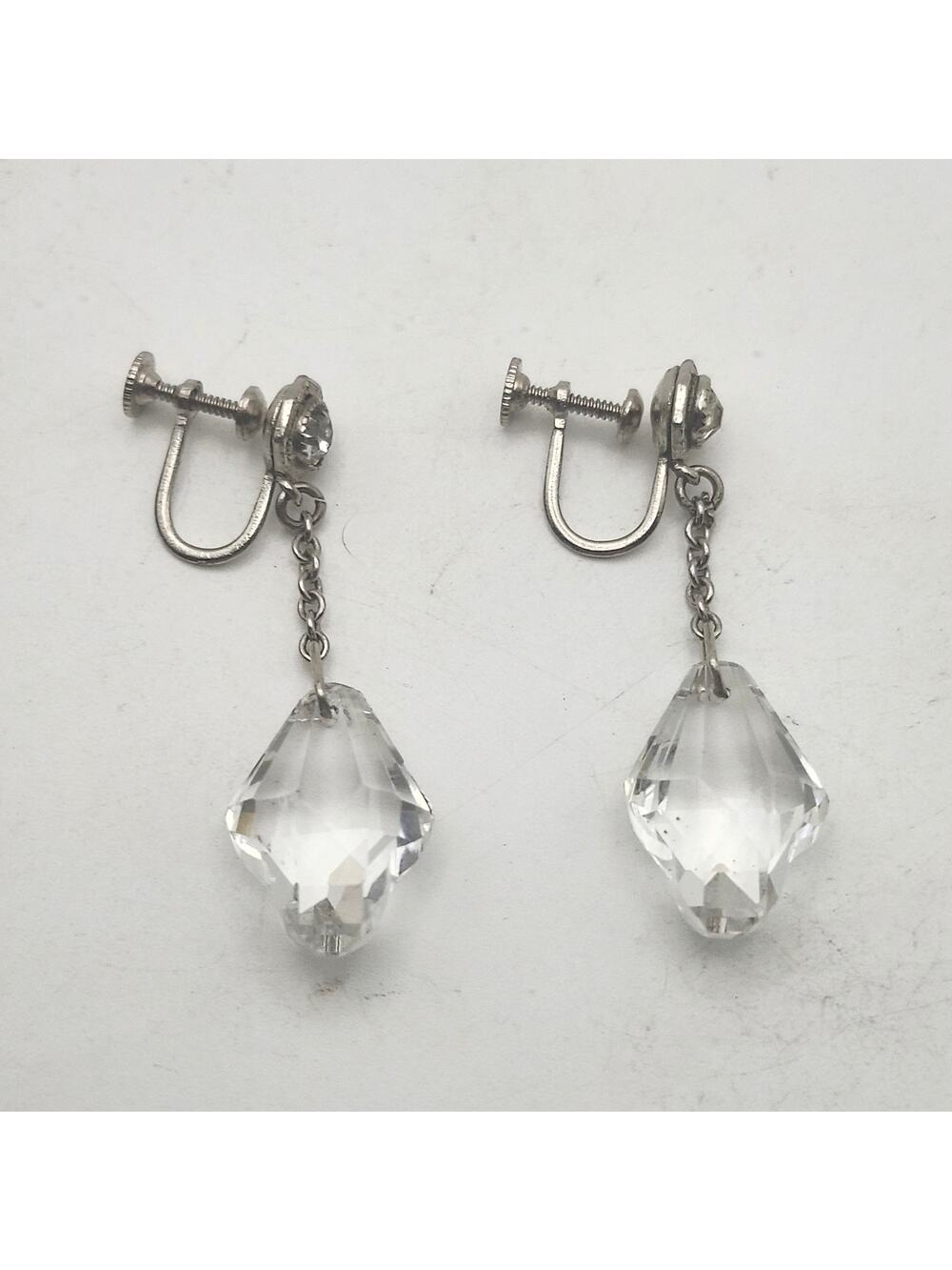 Vintage Clear Faceted Acrylic Dangle Screwback Earrings Silver Tone Rhinestone